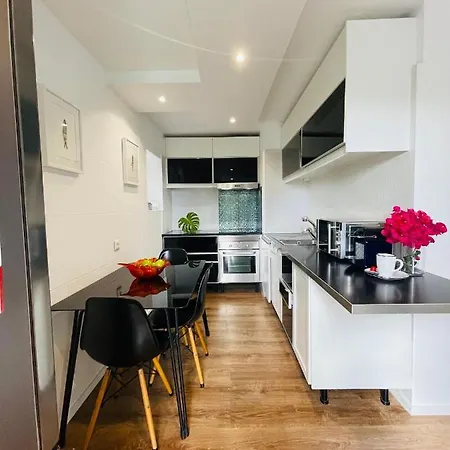 The Farm House.23 * פונשל